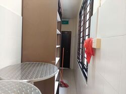 Jalan Besar (D8), Office #547230011